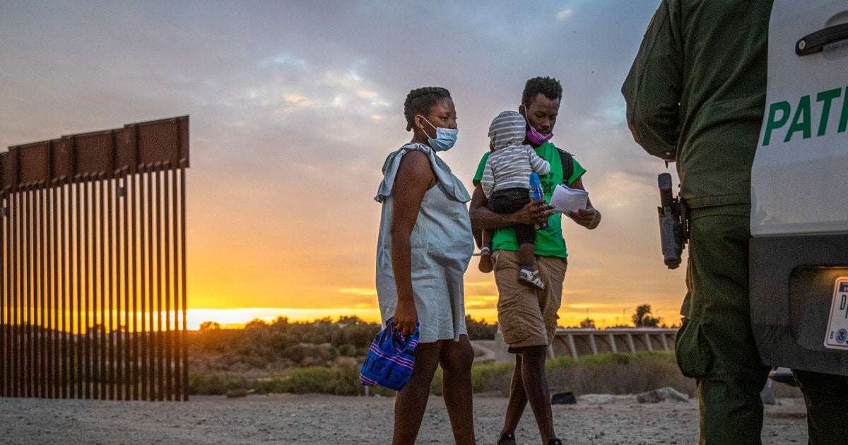 image for Supreme Court allows Trump to revoke temporary legal status of 500,000 immigrants from 4 countries