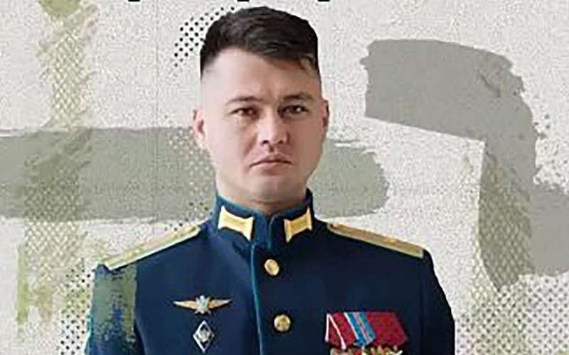 image for Russian commander behind Mariupol strikes that claimed 8,000 lives is killed in 'suicide attack'