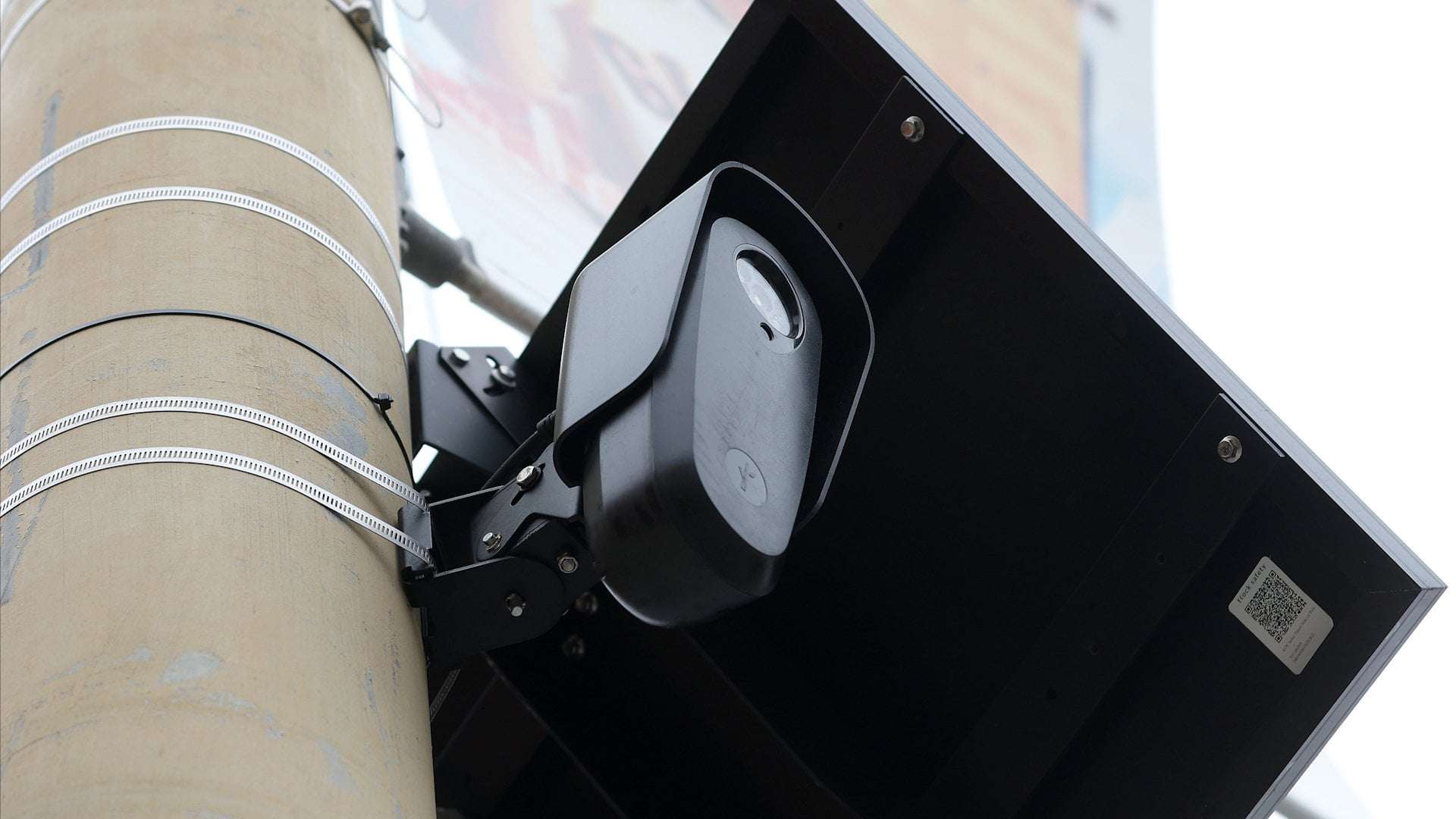 image for ICE illegally gains informal access to nationwide license plate camera network