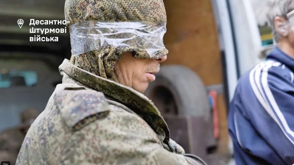 image for Russian soldiers surrendered because 'abuse in units is worse than captivity,' Ukrainian paratroopers say