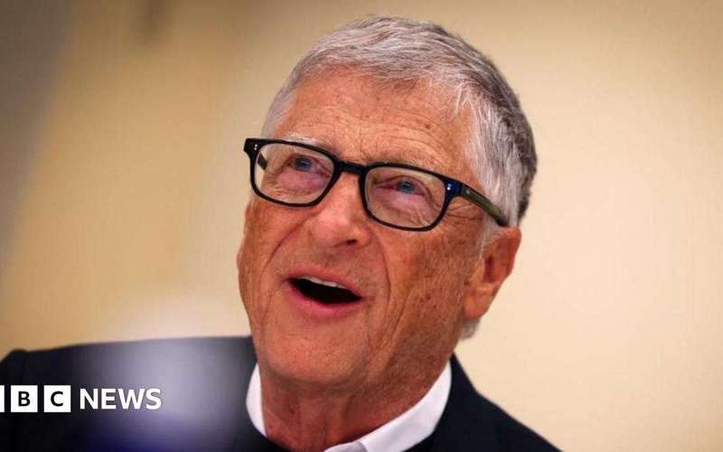 image for Bill Gates: Microsoft founder to give most of $200bn fortune to Africa