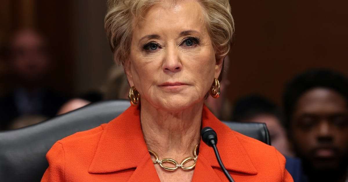 image for Trump Education Secretary Gets Embarrassing Math Lesson in Hearing
