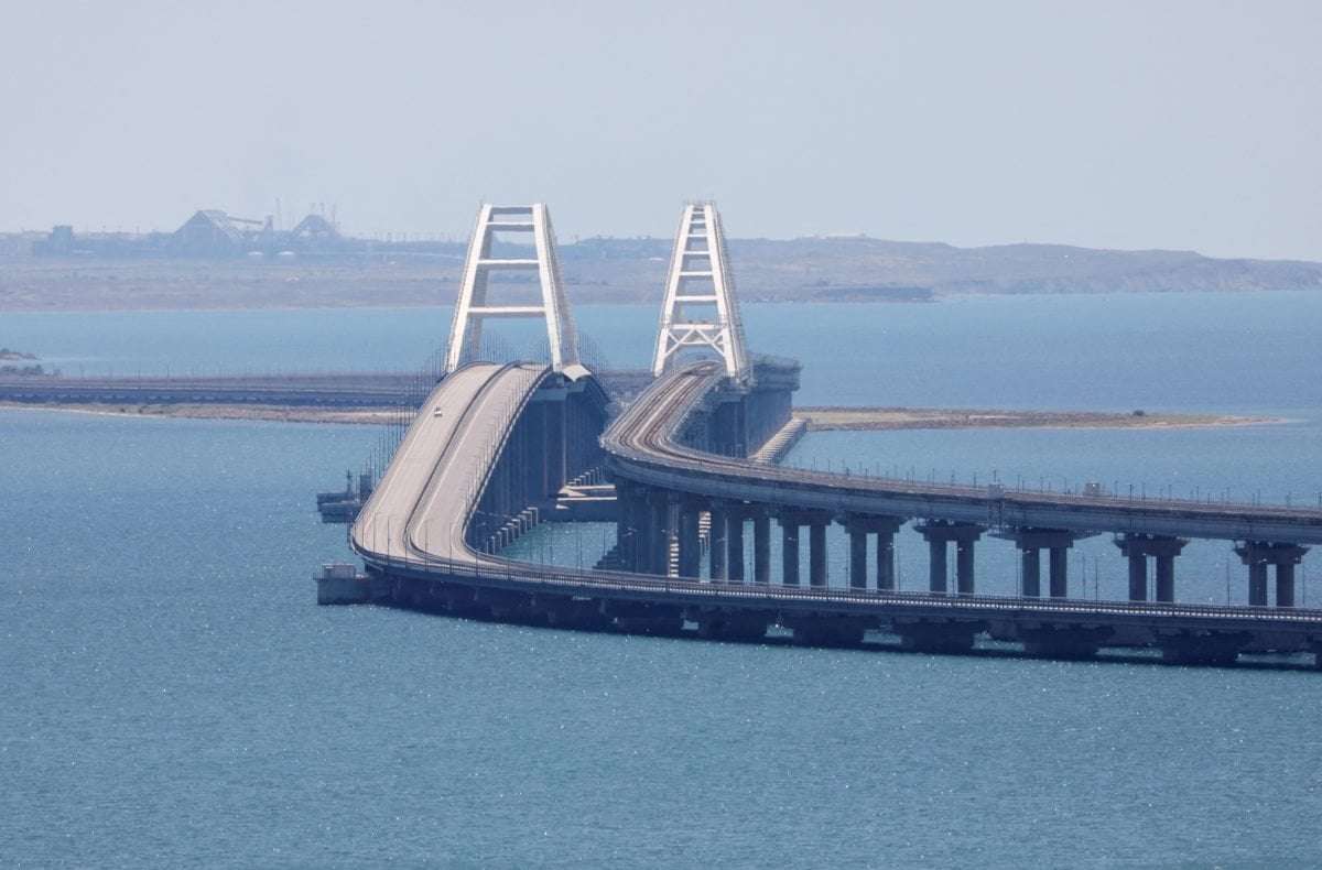 image for Russia closes Crimea bridge hours after Ukraine underwater strike – Public Radio of Armenia
