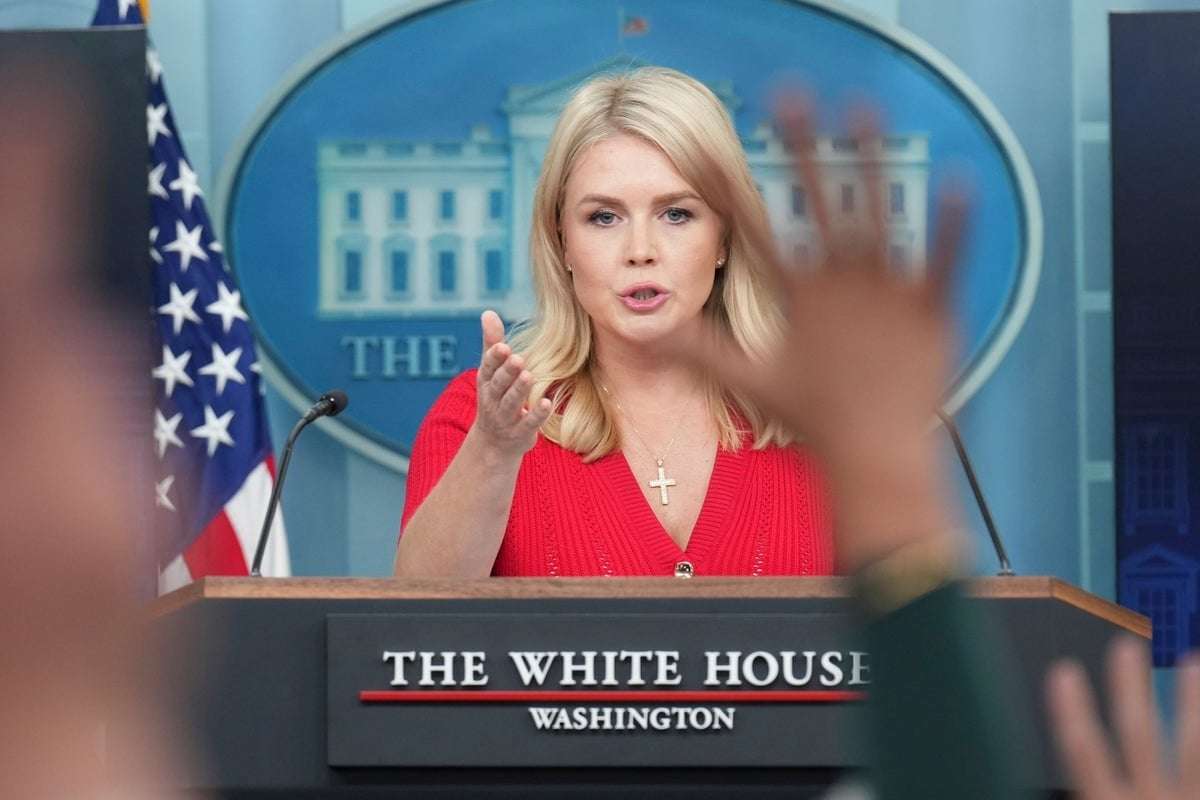 image for Karoline Levitt ditches religious necklace after Jon Stewart’s brutal joke: ‘Some sort of weird Pinocchio cross’