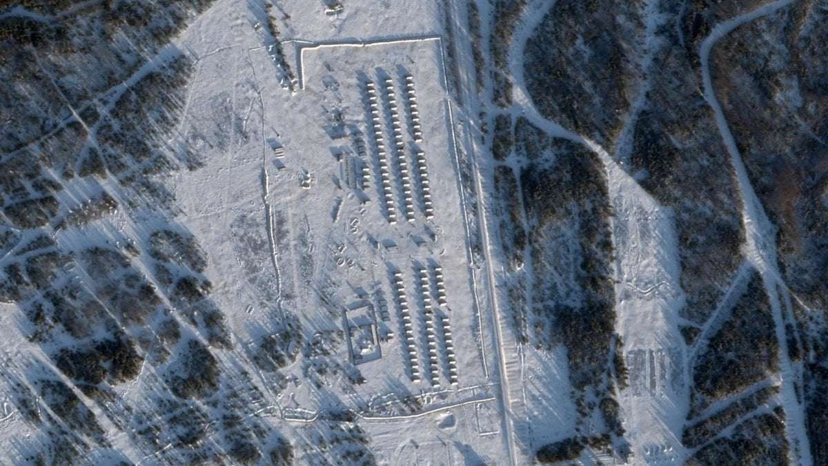 image for UK to station military officials in Finland as Russian troops mass on the border