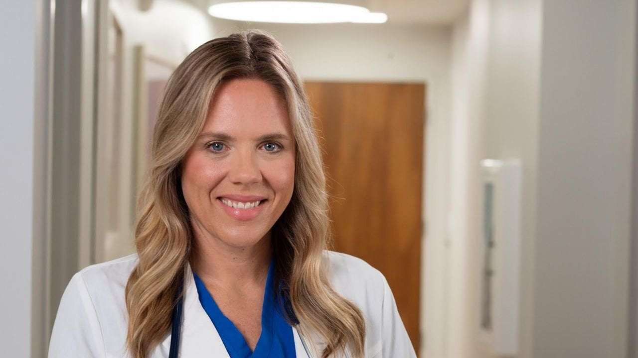 image for Annie Andrews Is Running to Defeat Lindsey Graham—and Everyone Is Paying Attention