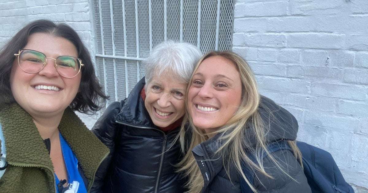 image for A woman's heart suddenly stopped. Two passing nurses saved her life.