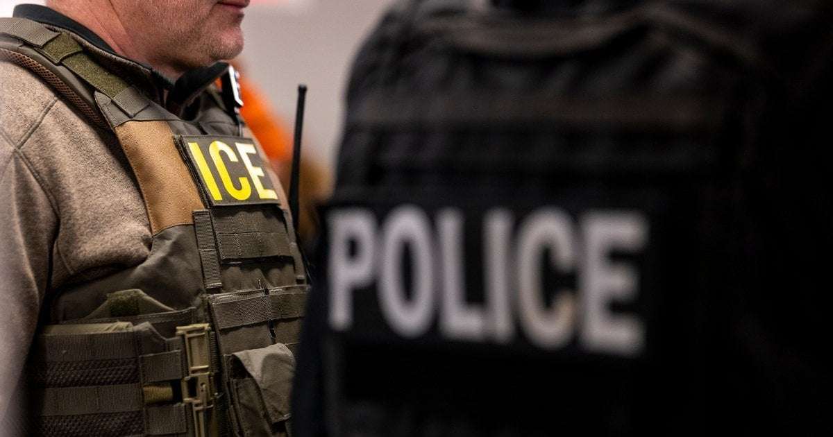 image for ICE agents mistakenly detain U.S. marshal in Arizona