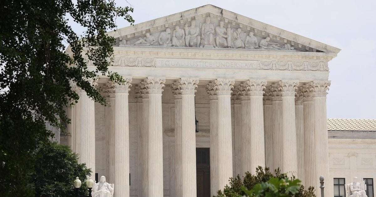 image for Supreme Court halts lower court orders requiring DOGE to hand over information about work and personnel