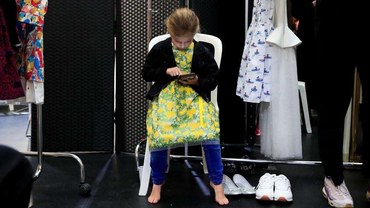 image for France will ban social media for those under 15 within months, says president Macron