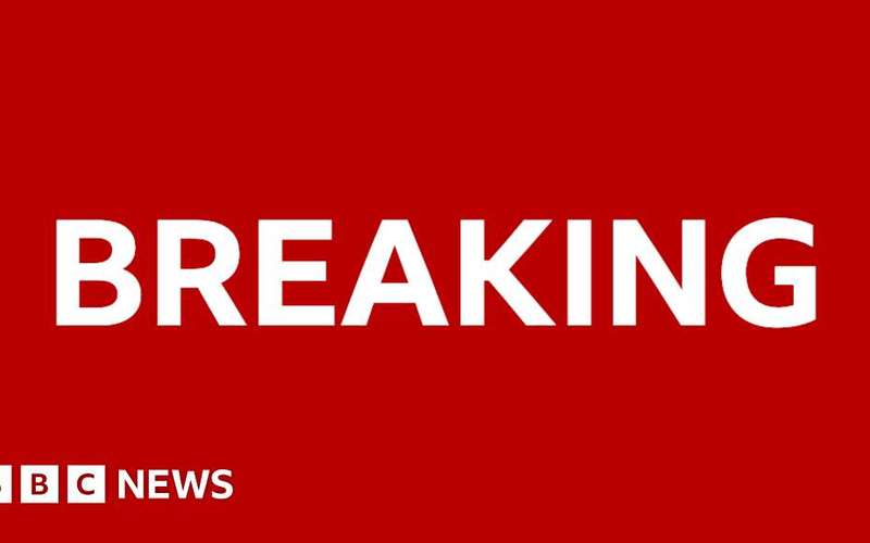 image for Appeals court temporarily allows Trump to keep National Guard in LA