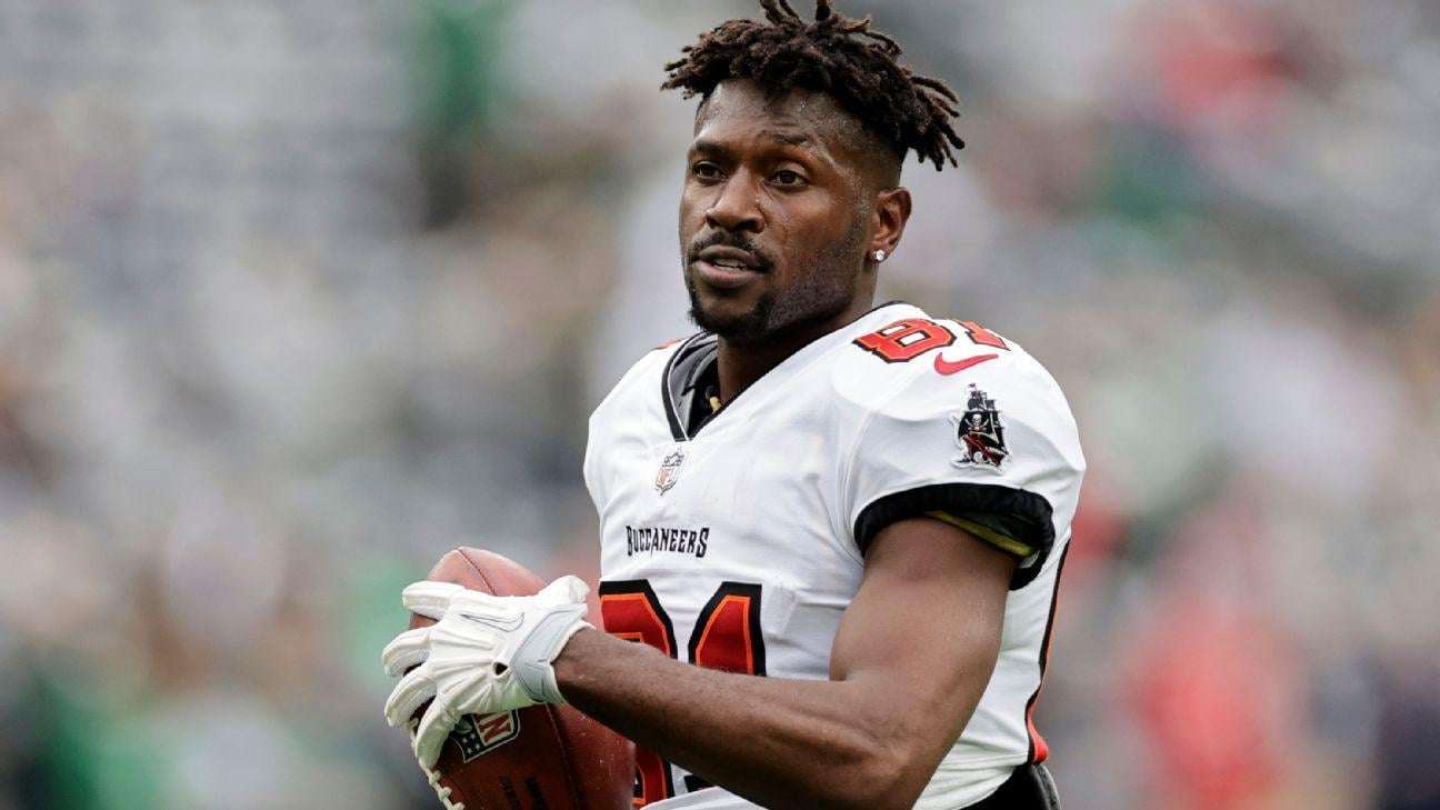 image for Ex-WR Antonio Brown sought on attempted murder charge, report says