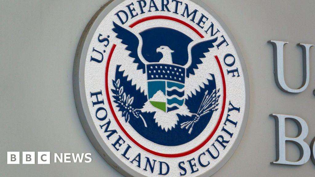 image for US to order 500,000 citizens of four countries to leave