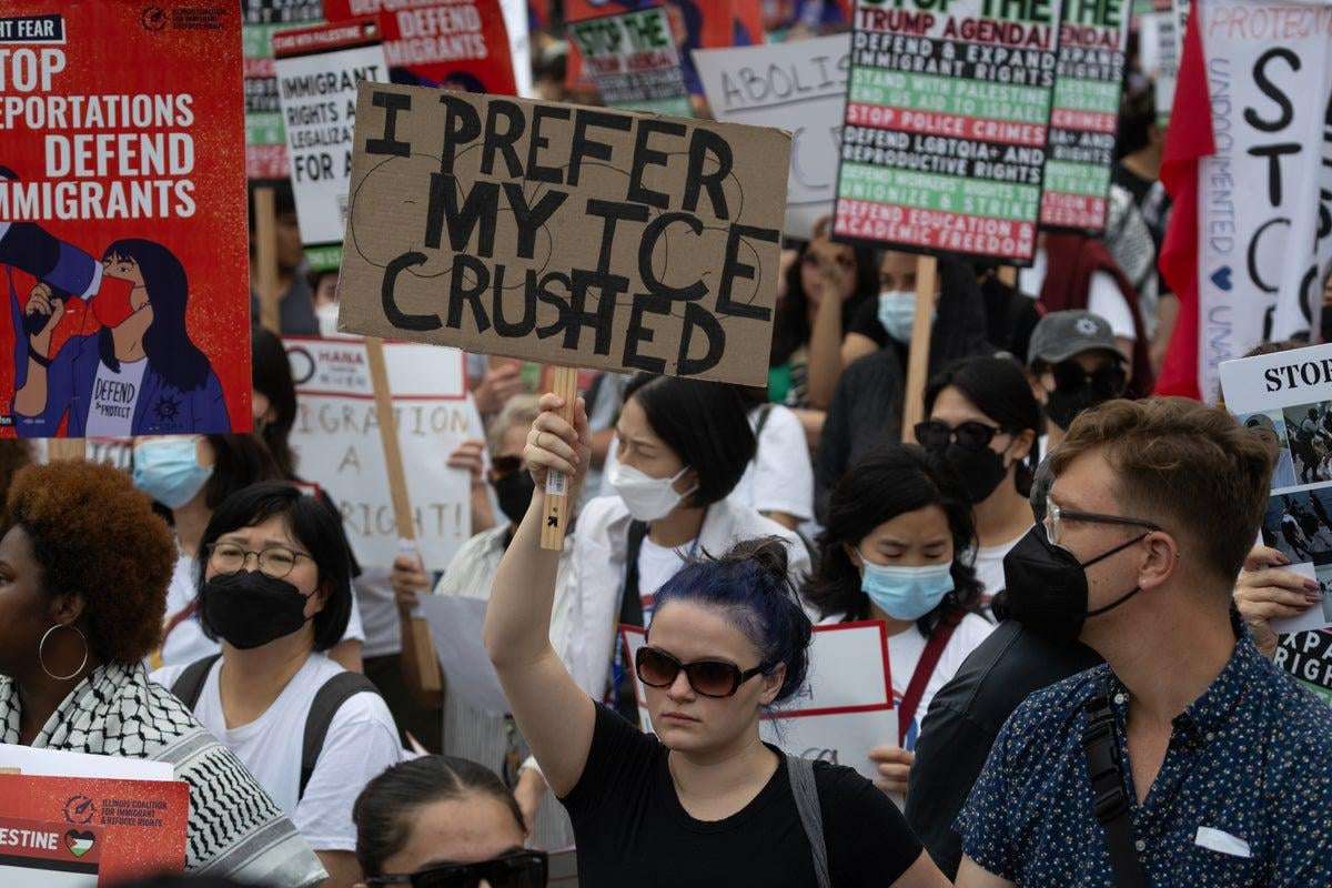 image for Florida sheriff warns protesters ahead of nationwide rallies: ‘We will kill you dead’