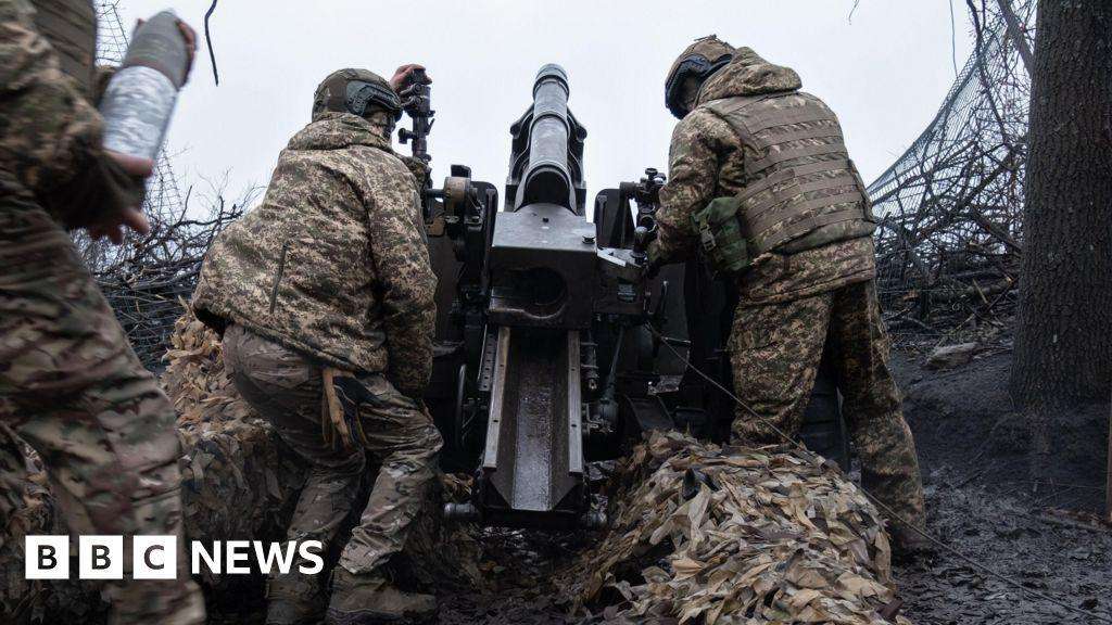 image for Ukraine fears increased Russian aggression after US halt of weapons supply