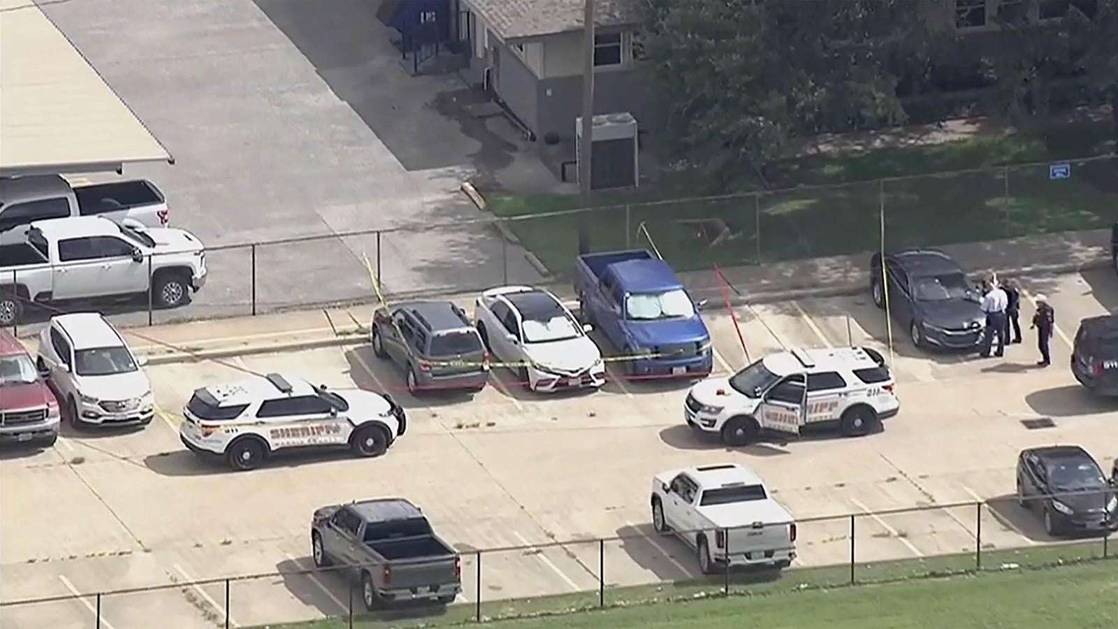 image for 9-year-old Texas girl dies in hot car while mother was at work: Police