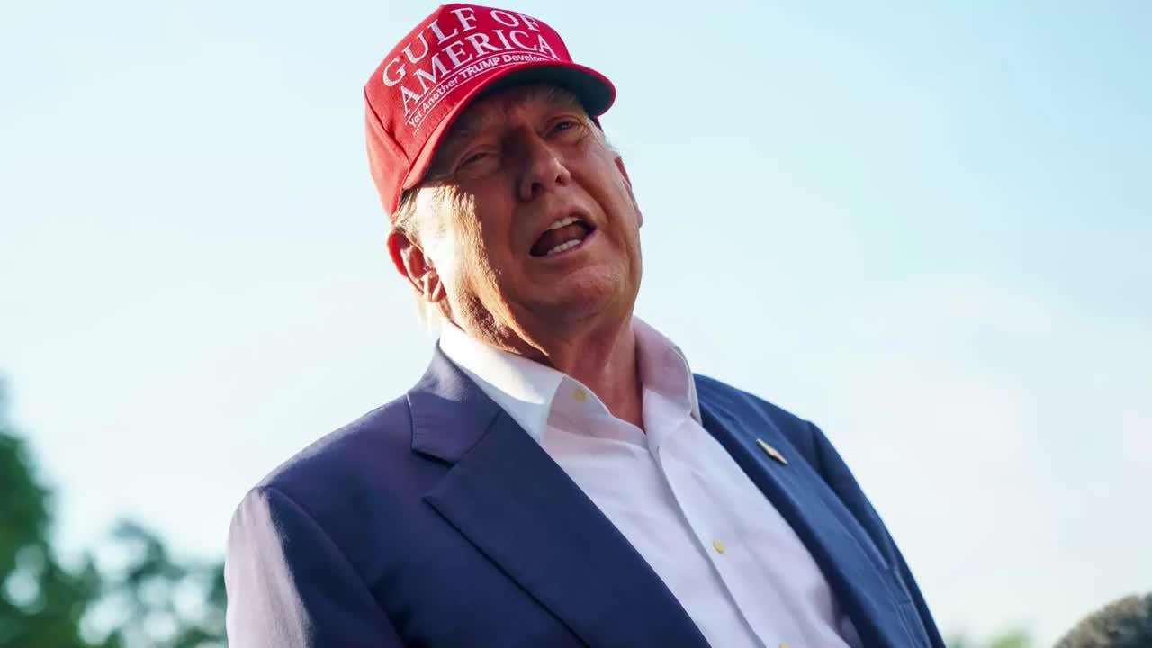 image for Trump Says He Won't Let 'Communist Lunatic' Zohran Mamdani 'Destroy New York': 'Rest Assured, I Hold All The Levers'