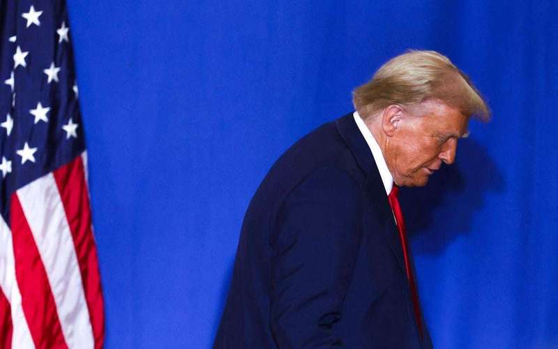 image for Trump says he 'didn't make any progress' with Putin following phone call