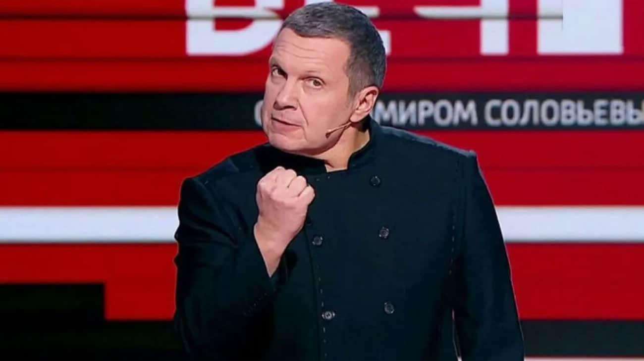 image for Russian propaganda outlets reportedly ordered to target Trump after he criticised Putin