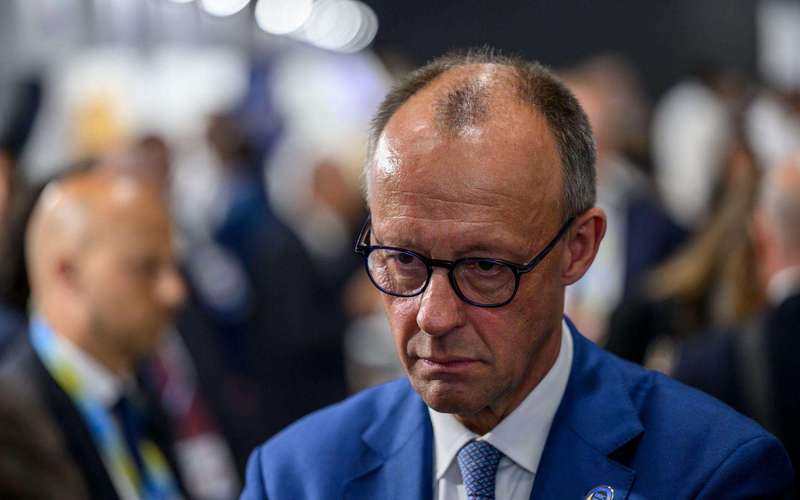 image for Russia must pay at least 500 billion euros in compensation to Ukraine, Germany's Merz says