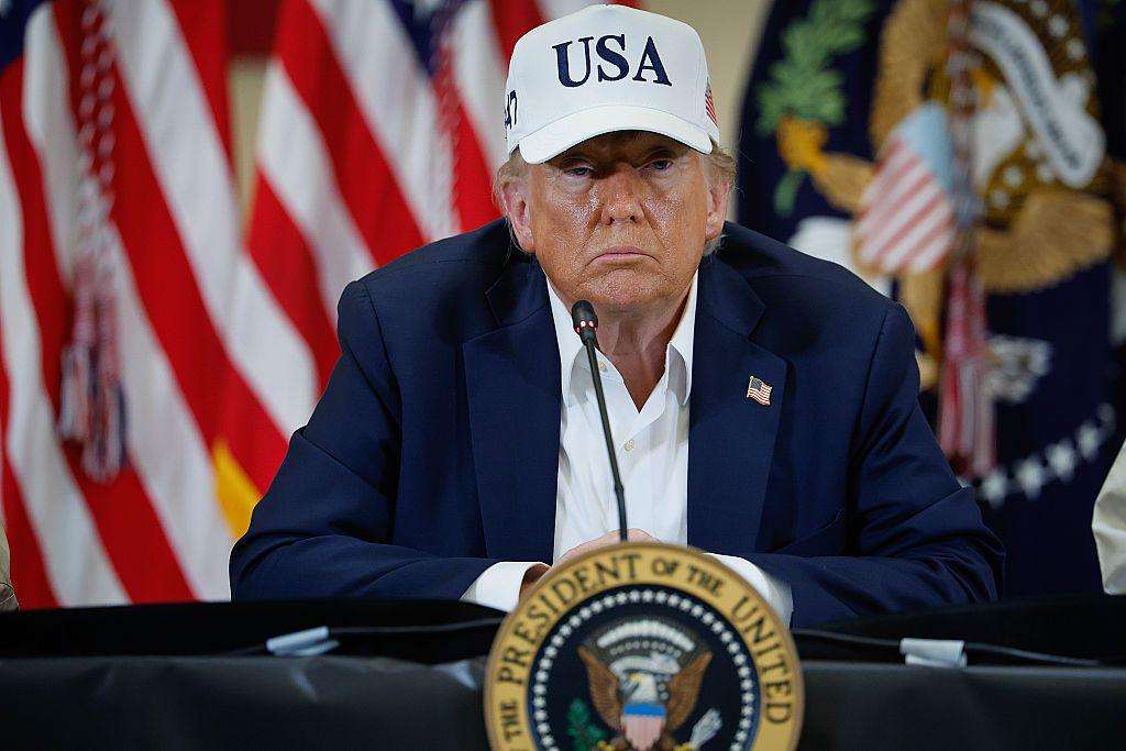 image for Trump considering sending new funds to Ukraine for first time since taking office, CBS News reports