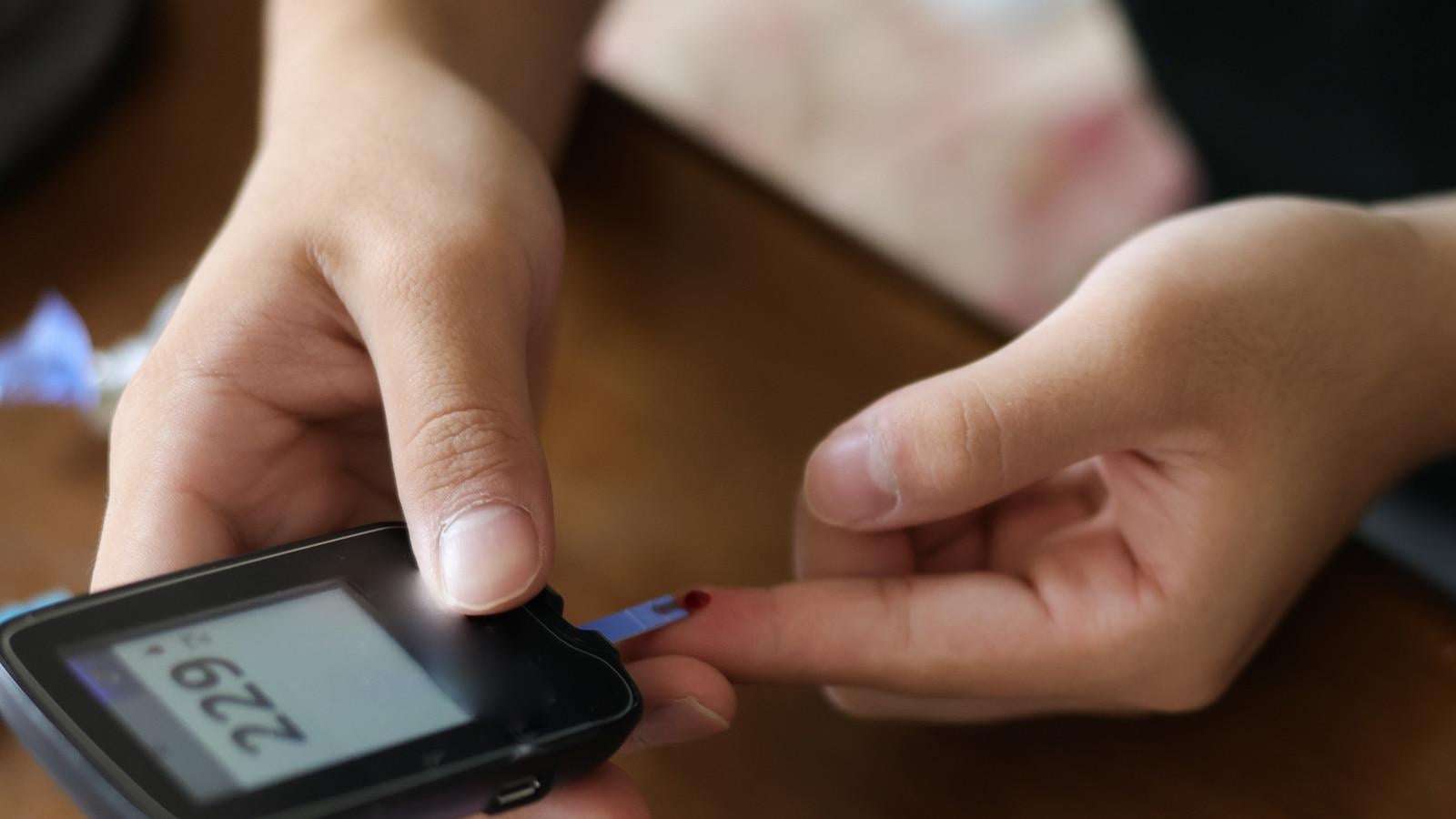 image for 1 in 3 teens have prediabetes, new CDC data shows