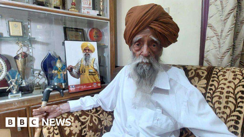 image for Fauja Singh, world's 'oldest' marathon runner, dies at 114 in hit-and-run
