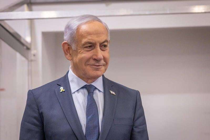 image for Netanyahu treated for dehydration after eating spoiled food