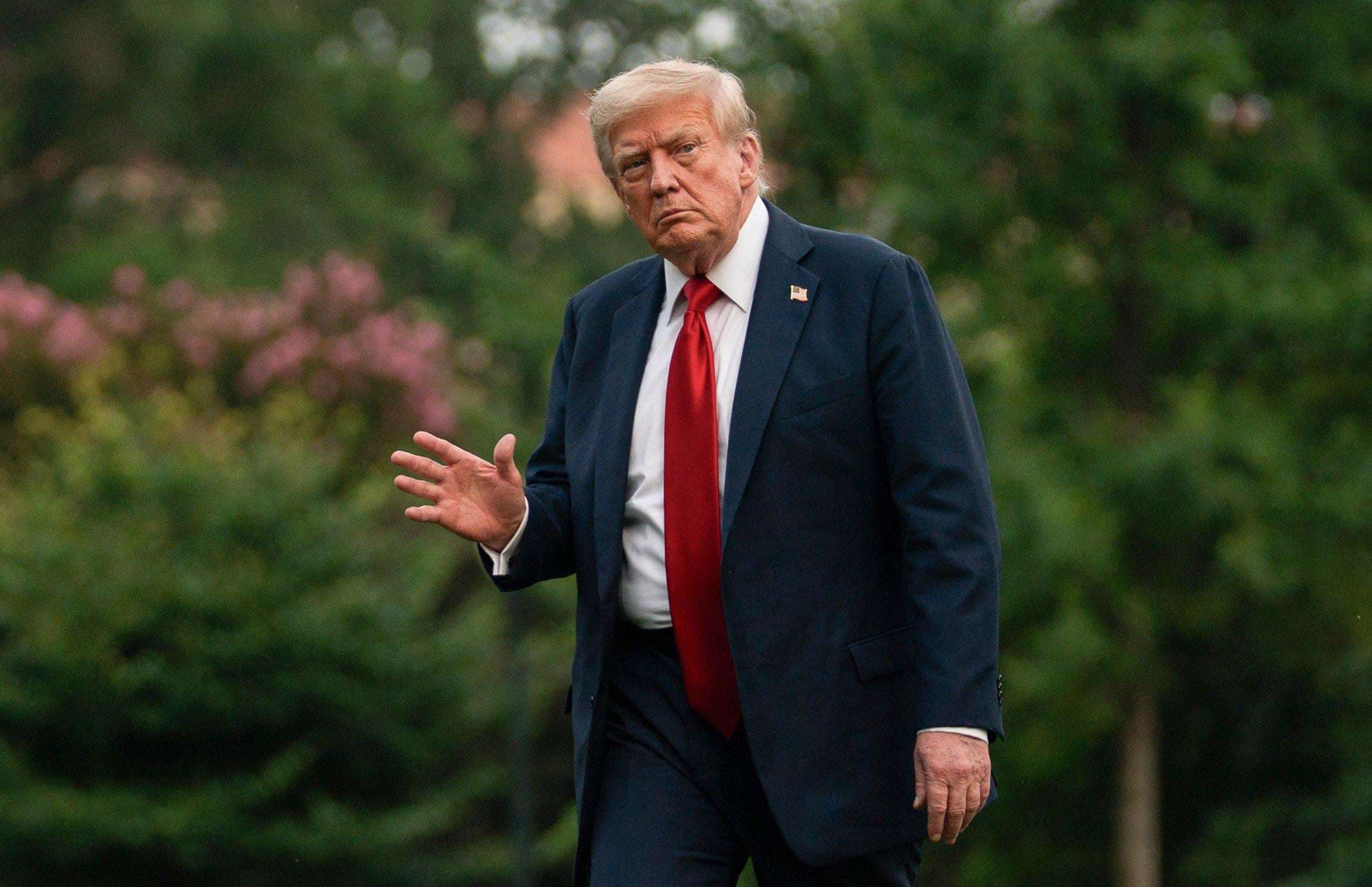 image for Amid Epstein Fallout, Video of Trump Judging Teens in Model Contest Resurfaces