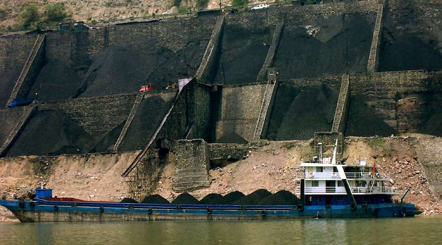 image for China coal imports could drop by up to 100Mt in 2025, industry group says
