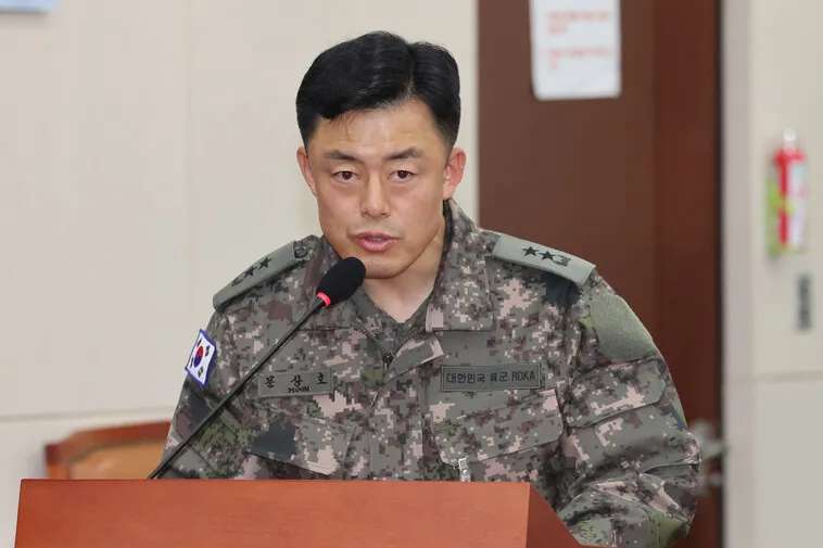 image for [단독] 문상호, 계엄 직전 수상한 대만행...“계엄 지지 부탁” 증언 나와