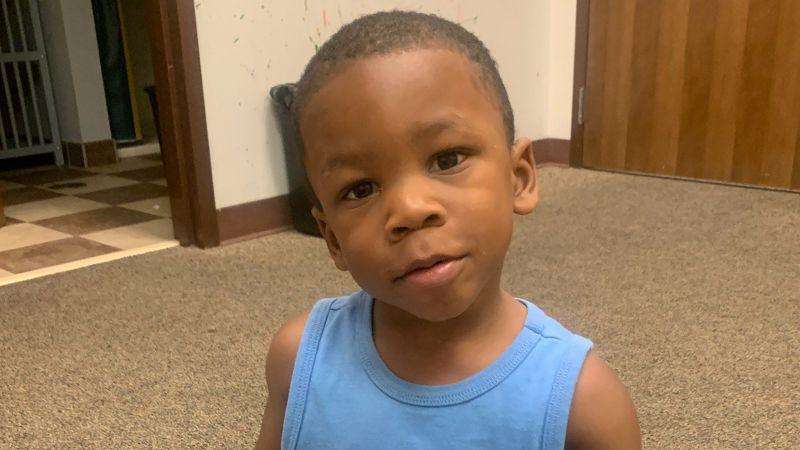 image for Alabama 3-year-old dies in hot car while in state custody