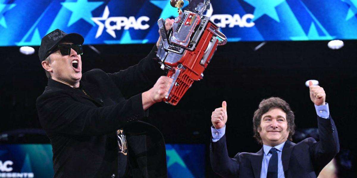 image for DOGE Wasted Tens of Billions While Chainsawing the Government in the Name of 'Efficiency': Senate Report