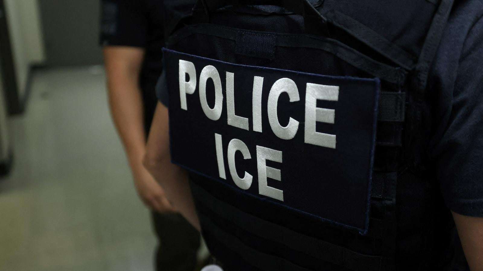 image for ICE detainee found hanging by neck in detention facility, agency says