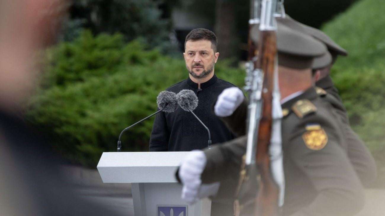 image for Zelenskyy: Ukraine does not need US permission to strike Russia