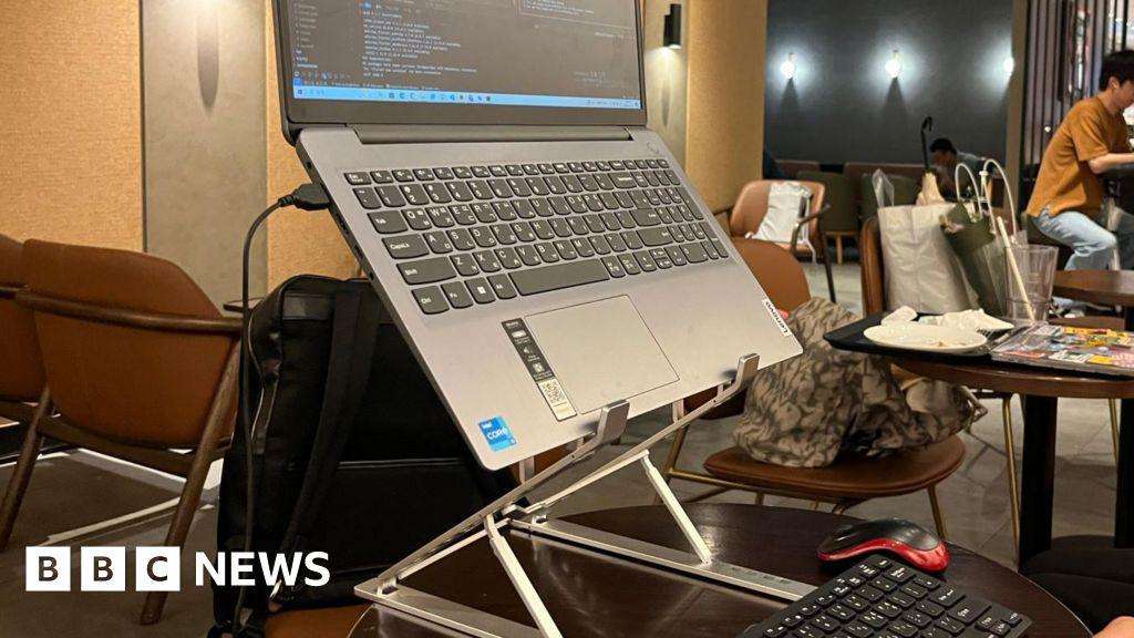 image for Cagongjok: The South Korean cafes grappling with students who don't leave