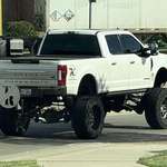 image for This guy likes to do 100MPH+ on Freeways