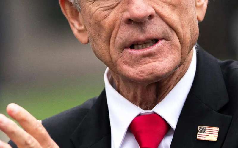 image for Trump aide Navarro defends tariffs, targets India over ‘Brahmin profiteering’