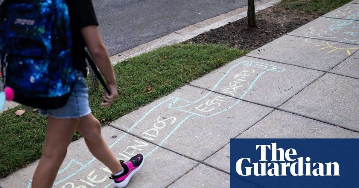 image for Judge orders US to halt deportation of hundreds of Guatemalan children