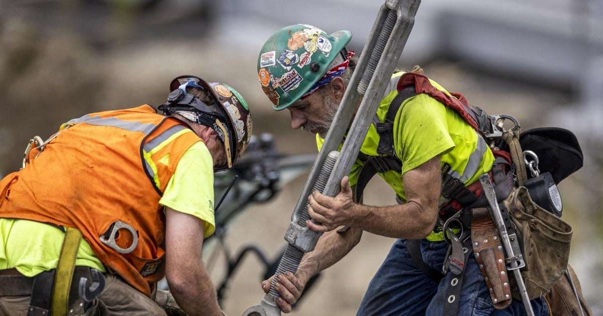 image for The U.S. added just 22,000 jobs in August, confirming dramatic slowdown in the labor market