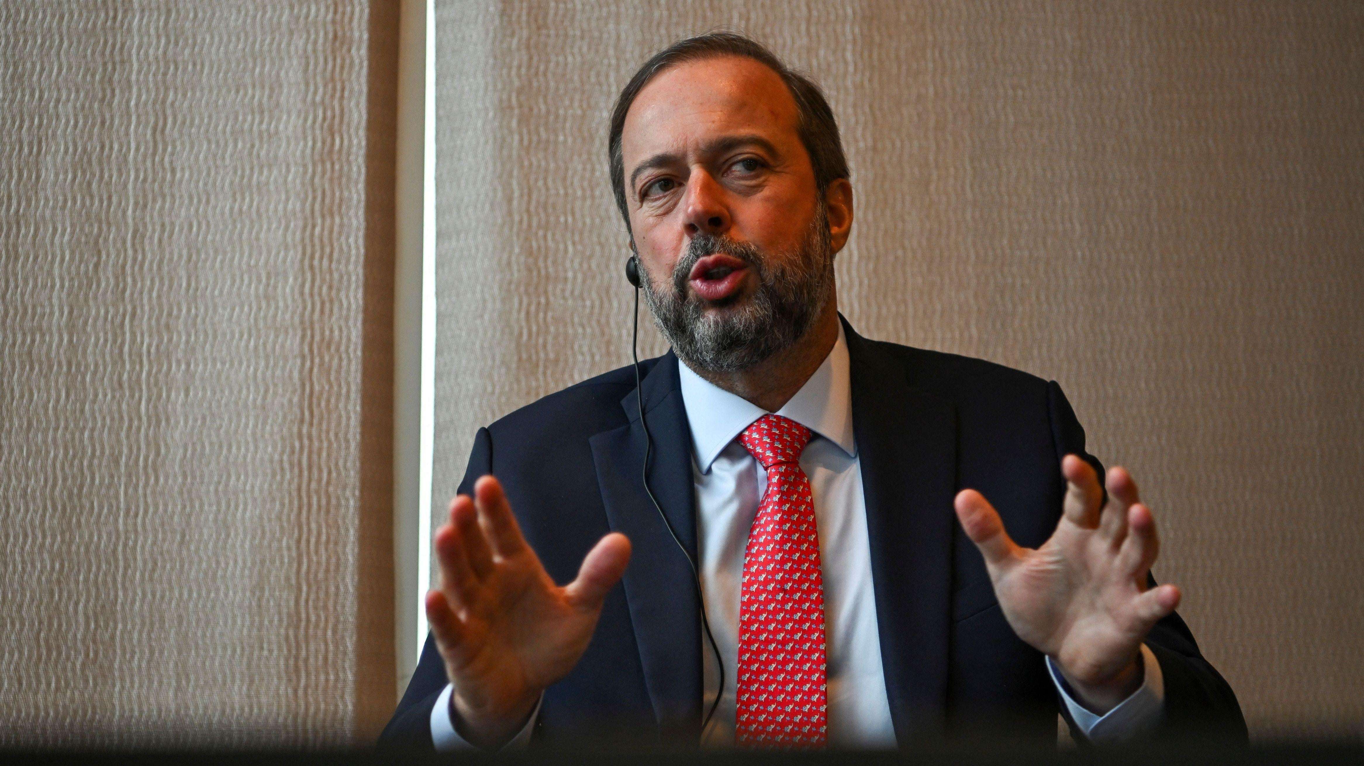 image for Ministro diz que Brasil precisa se planejar para desenvolver defesa nuclear