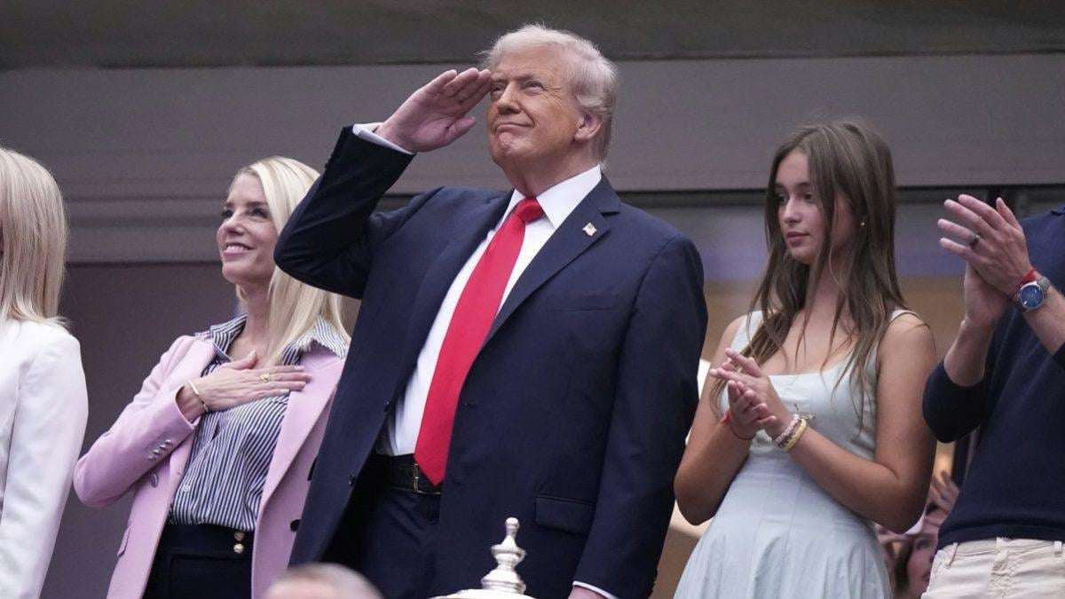 image for Trump mercilessly booed by tennis fans at US Open final