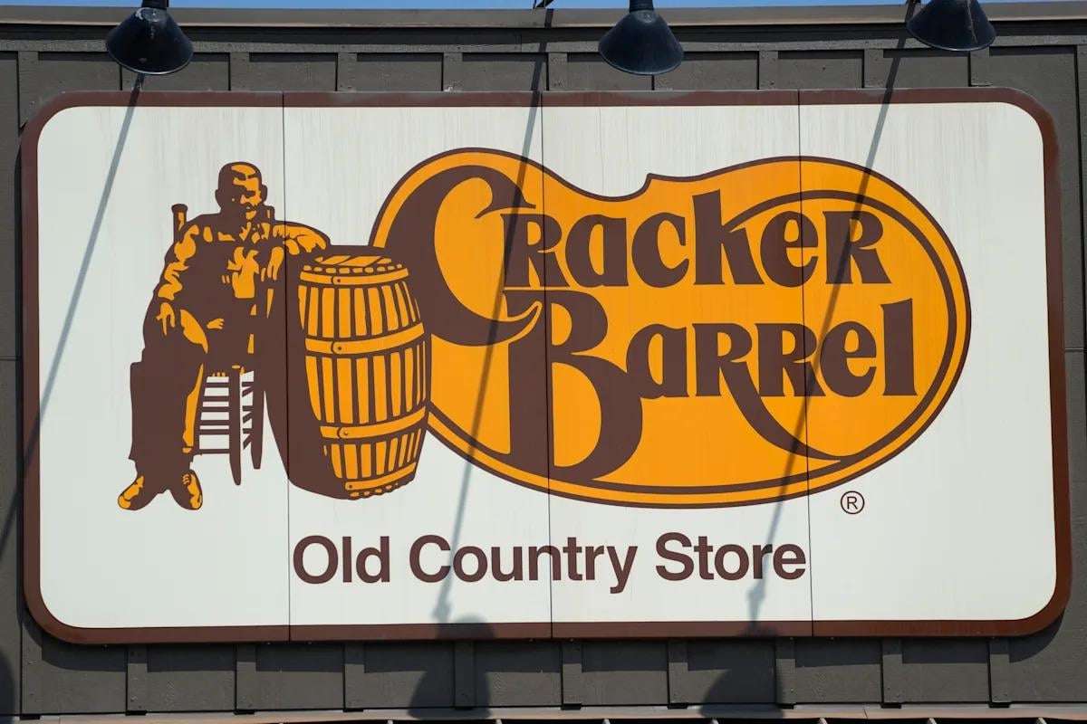 image for Cracker Barrel suspends plans to remodel restaurants after logo blowup