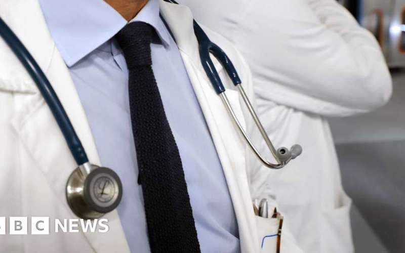 image for Tameside doctor walked out of operation for sex with nurse