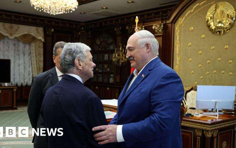 image for Belarus frees political prisoners in exchange for easing of US sanctions