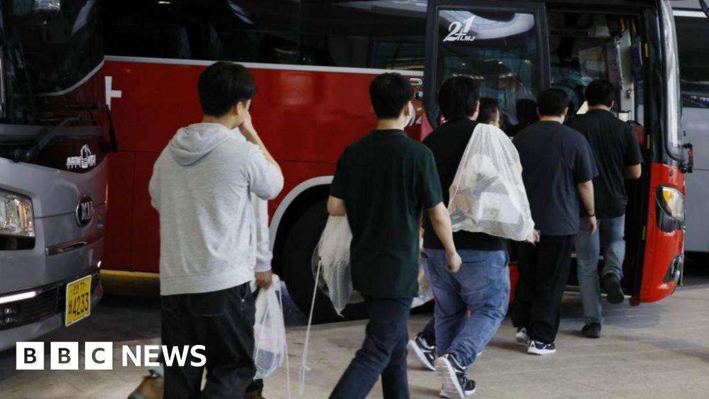 image for US officers tied us up and pointed guns at us, South Korean engineers tell BBC