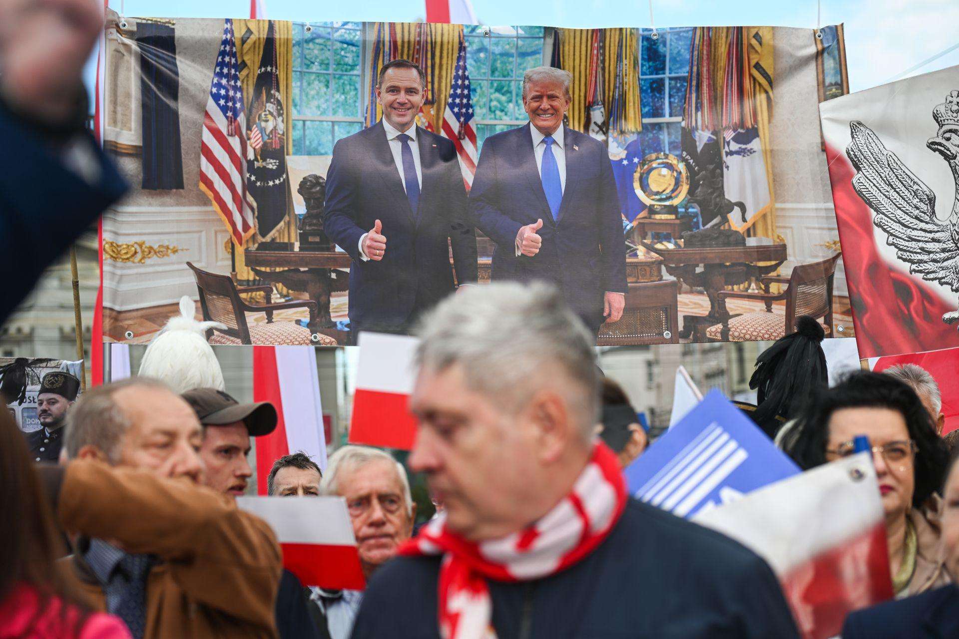 image for 82% of Poles reject Trump's claim Russian drone incursion was accidental, poll shows