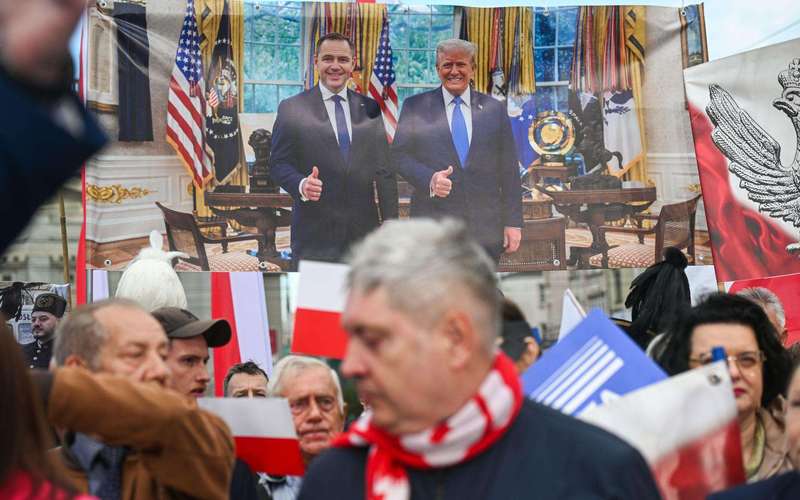 image for 82% of Poles reject Trump's claim Russian drone incursion was accidental, poll shows