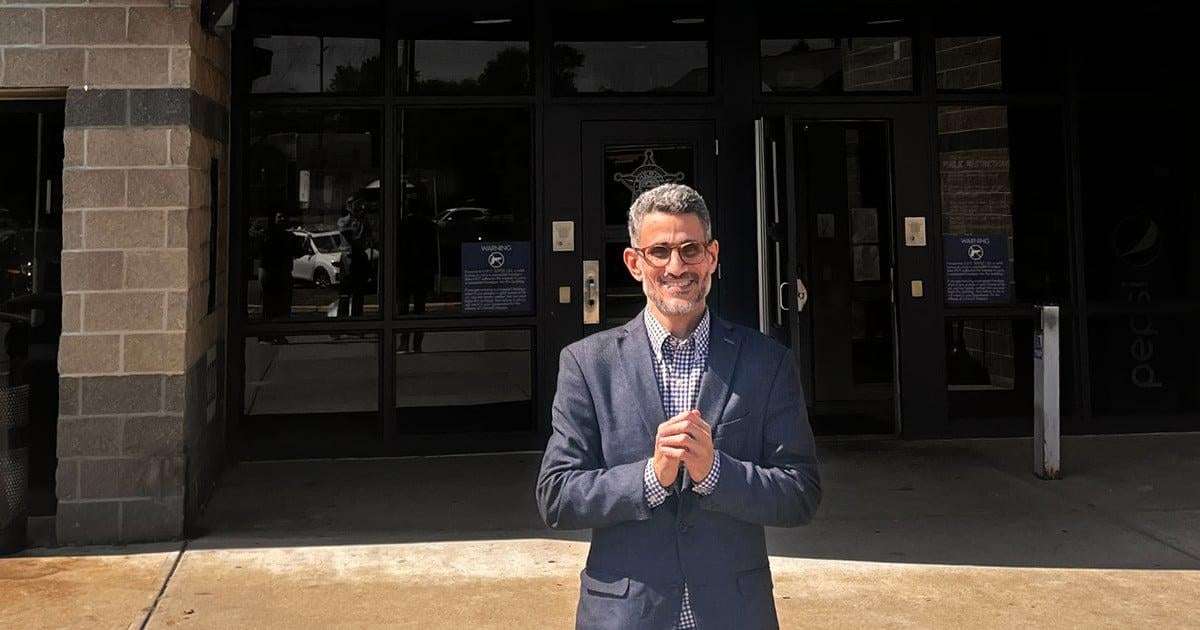 image for Ohio Chaplain Freed From Jail as DHS Drops Deportation Case