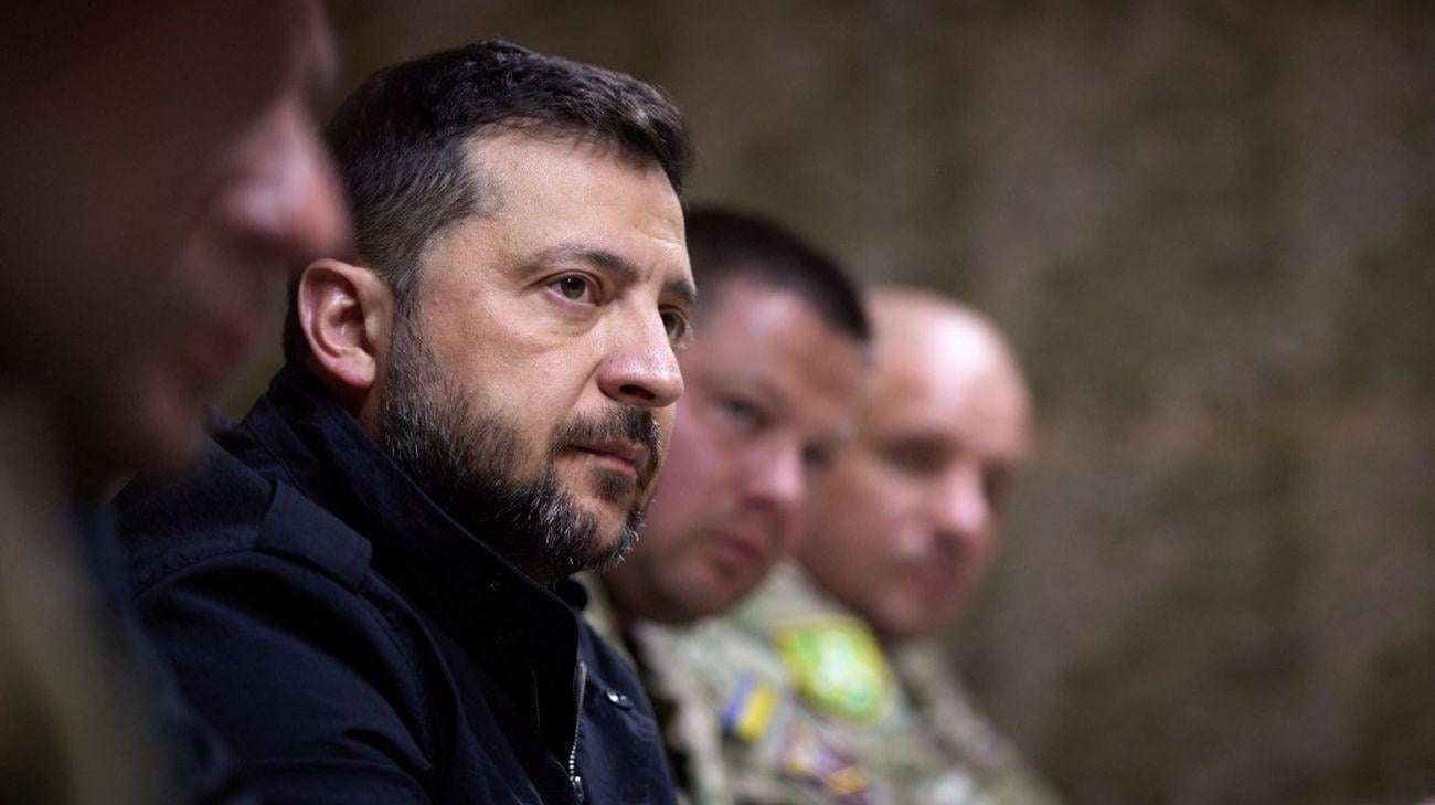 image for Zelenskyy: Seized maps show that Russians deceive their own command